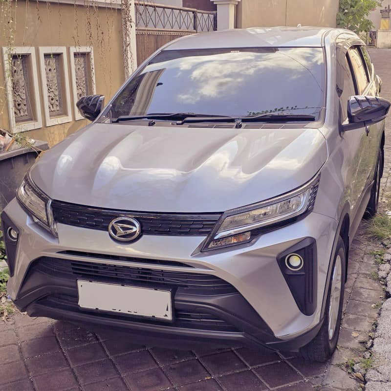 Yosua Car (col, small)